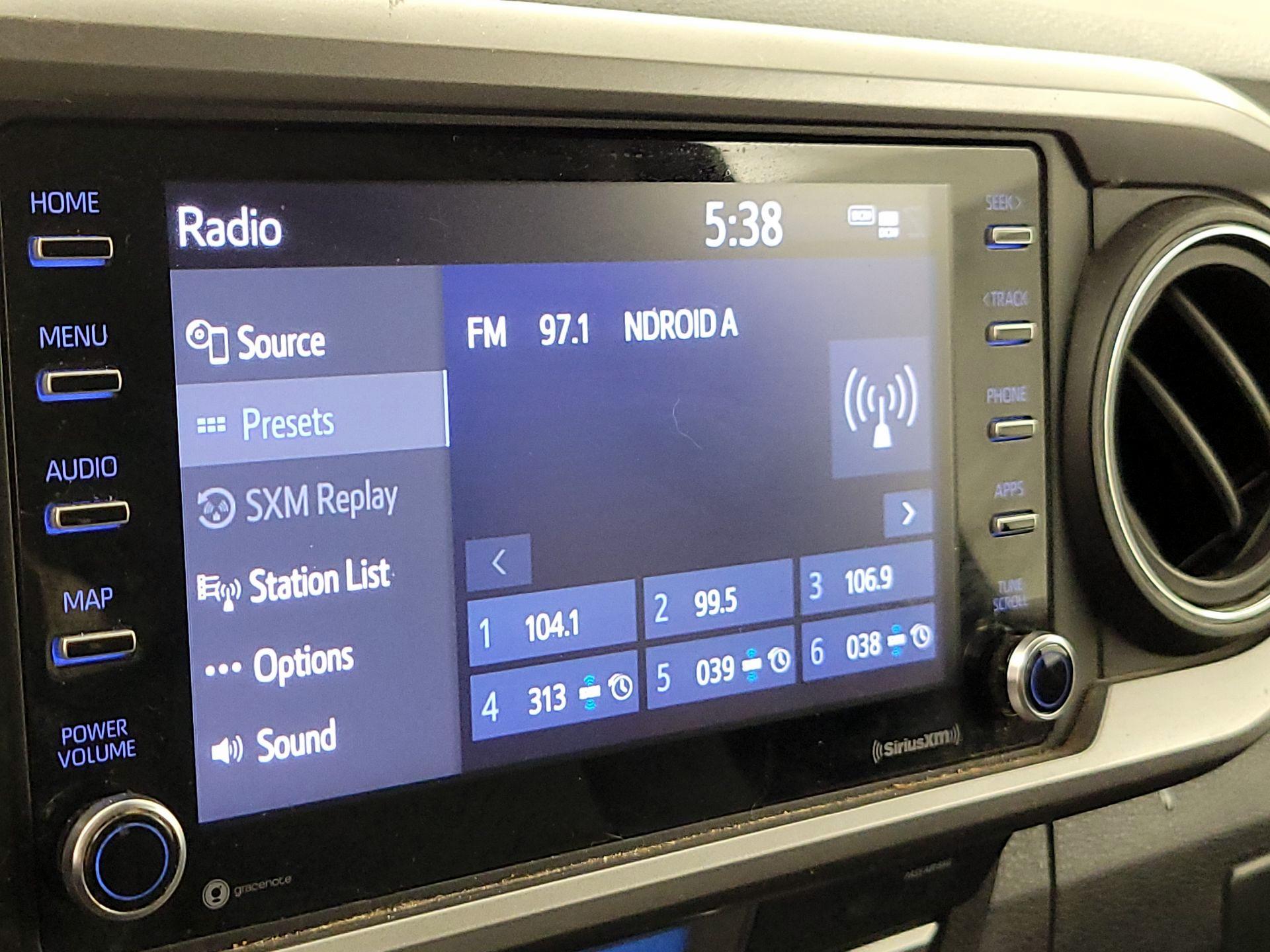 Thumbnail: 2021 Toyota Tacoma - 15