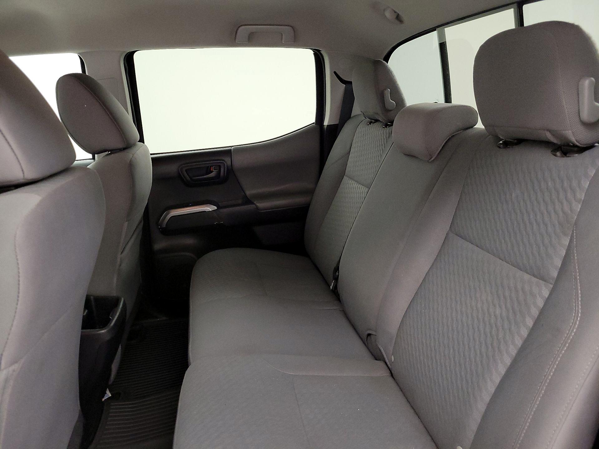 Thumbnail: 2021 Toyota Tacoma - 19