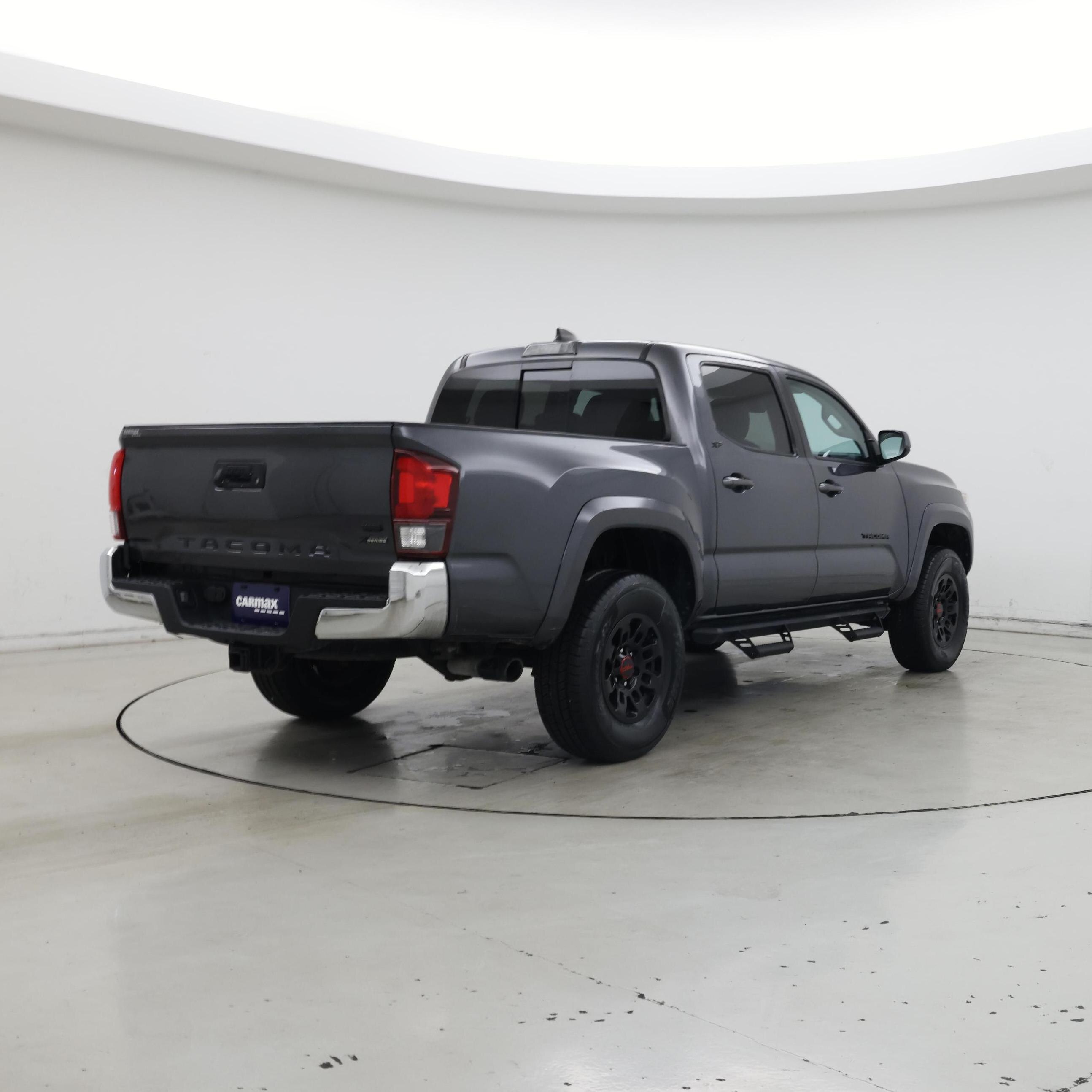 Thumbnail: 2021 Toyota Tacoma - 8