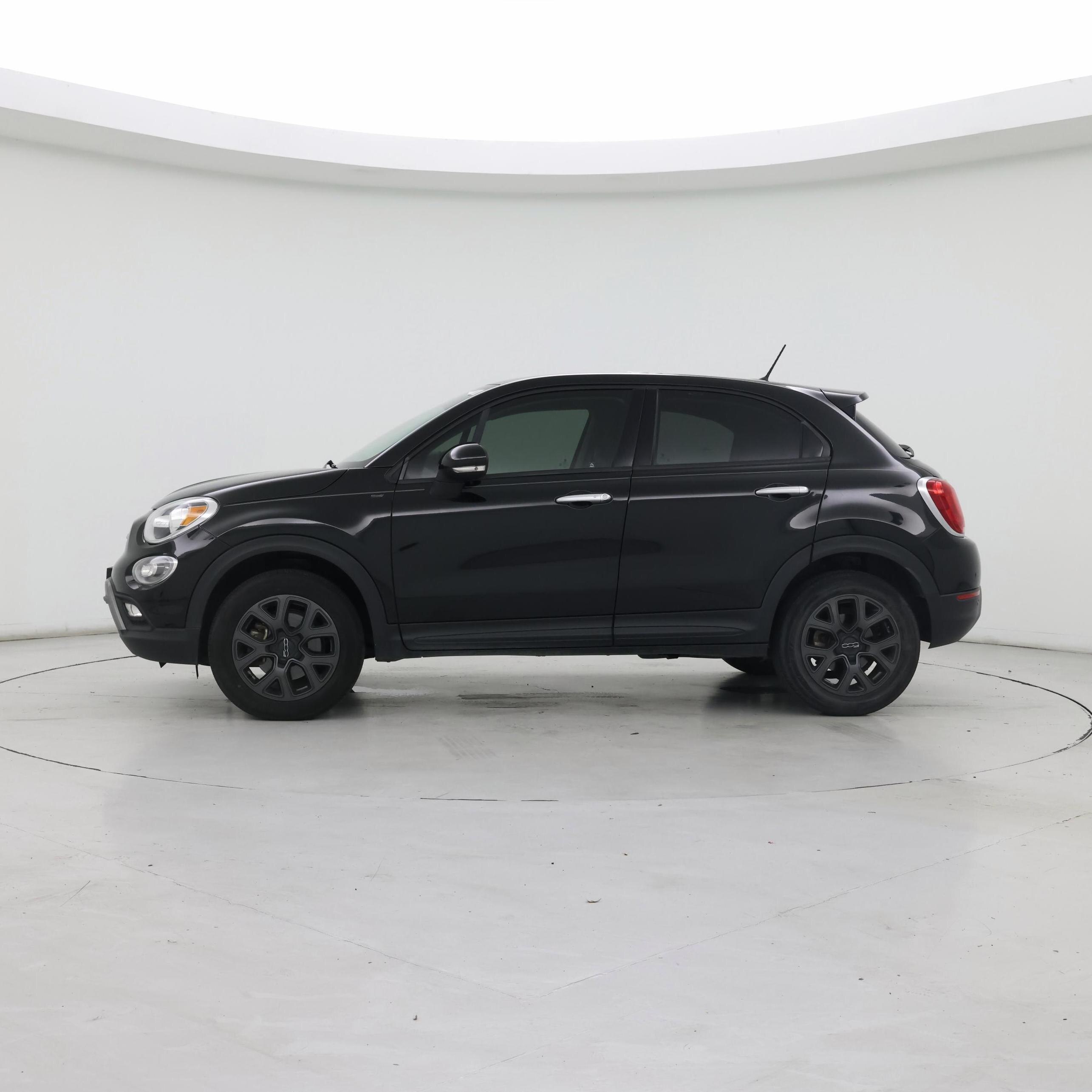 Thumbnail: 2016 Fiat 500X - 3