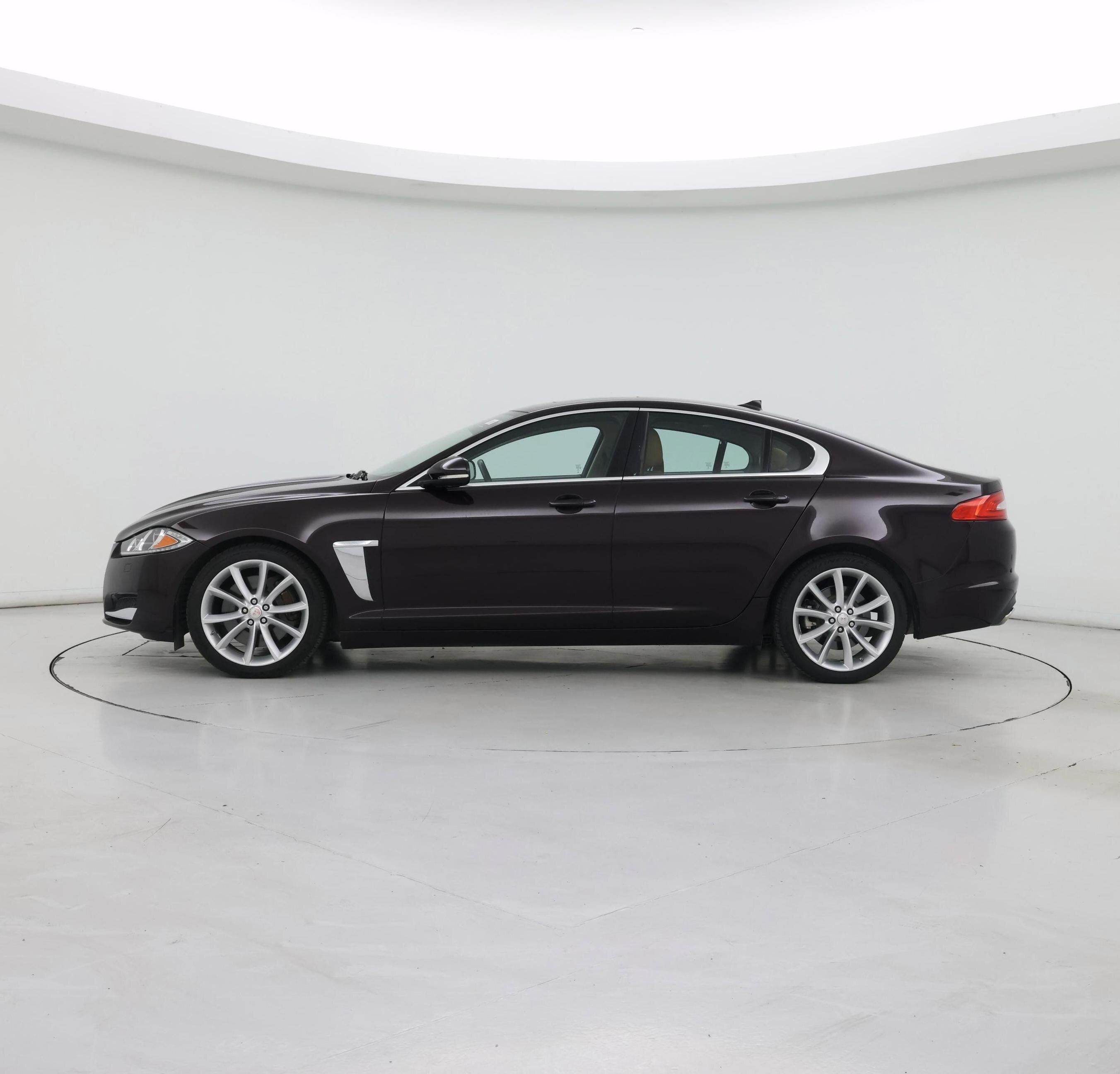 Thumbnail: 2015 Jaguar XF - 3