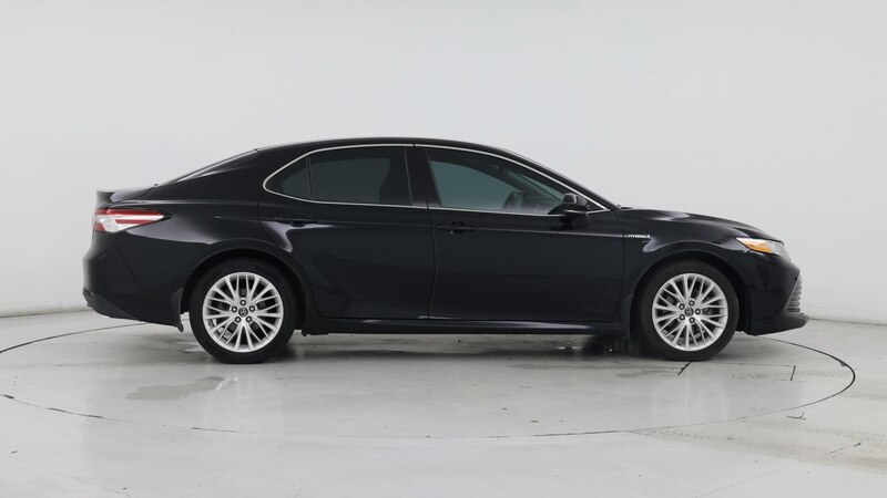 2018 Toyota Camry XLE 7