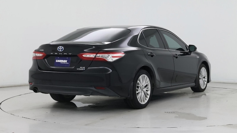 2018 Toyota Camry XLE 8