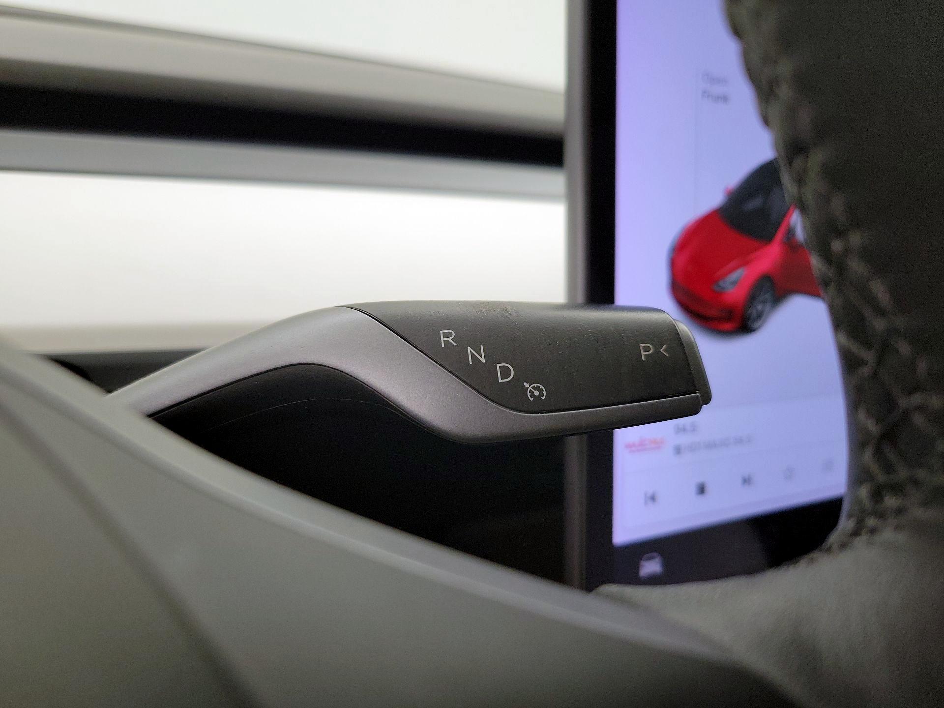 Thumbnail: 2021 Tesla Model 3 - 17