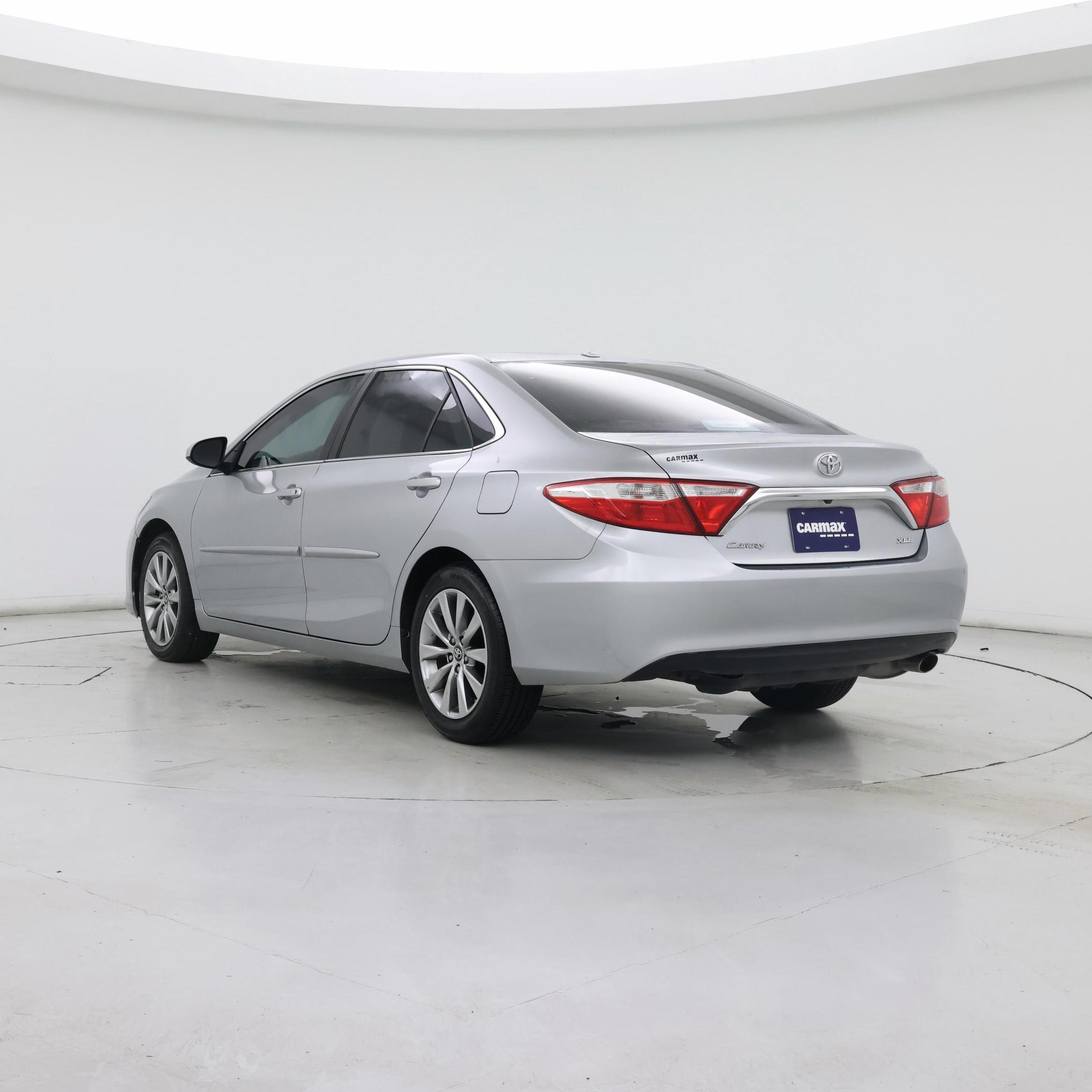 Thumbnail: 2017 Toyota Camry - 2