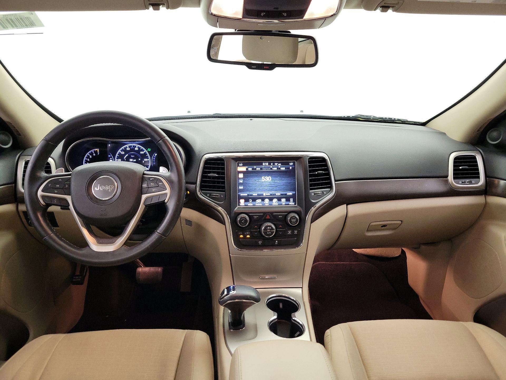 Thumbnail: 2015 Jeep Grand Cherokee - 9
