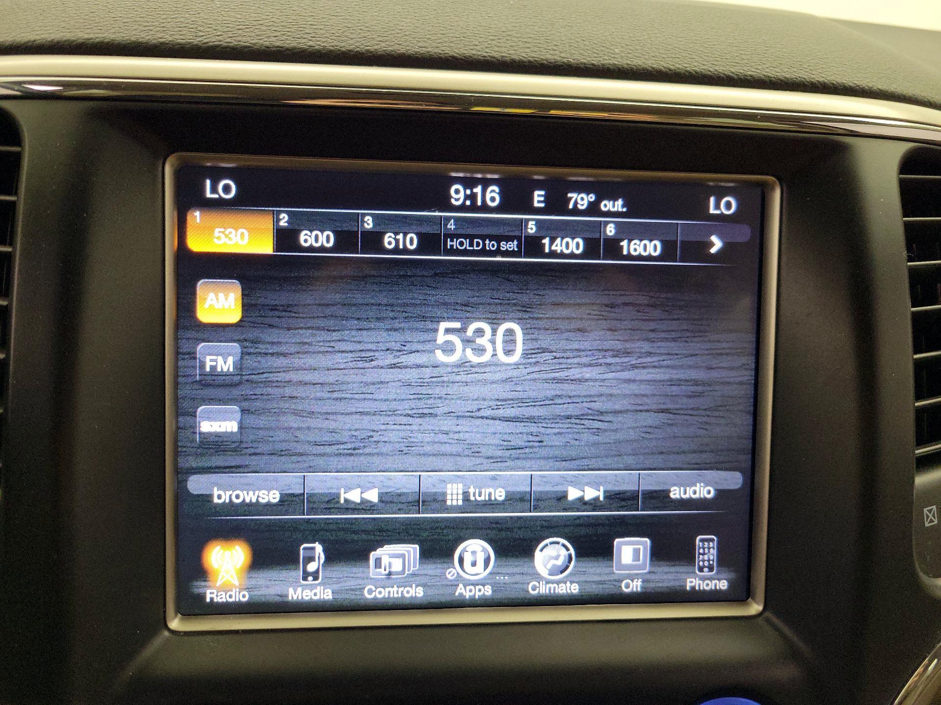 Thumbnail: 2015 Jeep Grand Cherokee - 14
