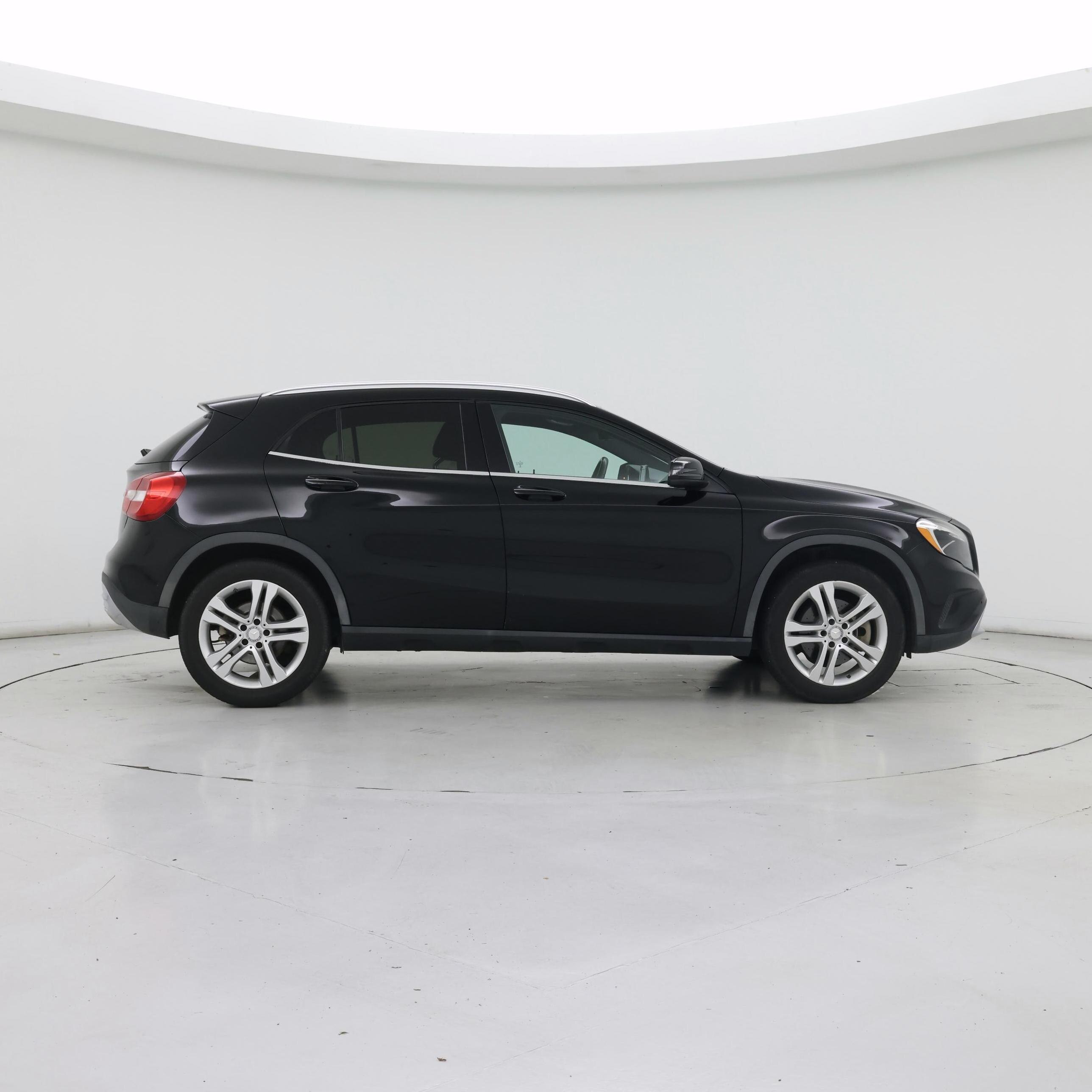 Thumbnail: 2016 Mercedes-Benz GLA - 7