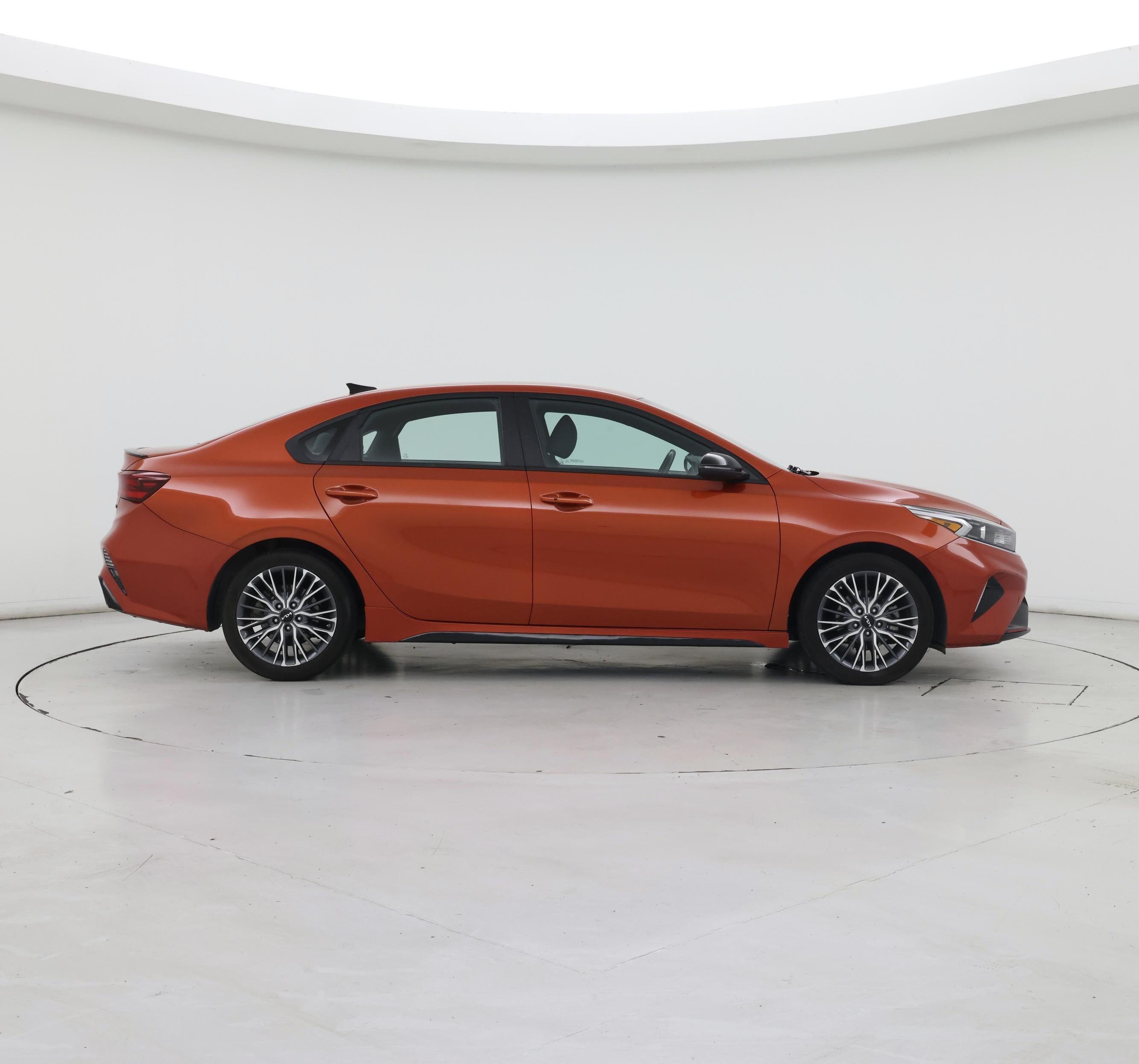 Thumbnail: 2022 Kia Forte - 7