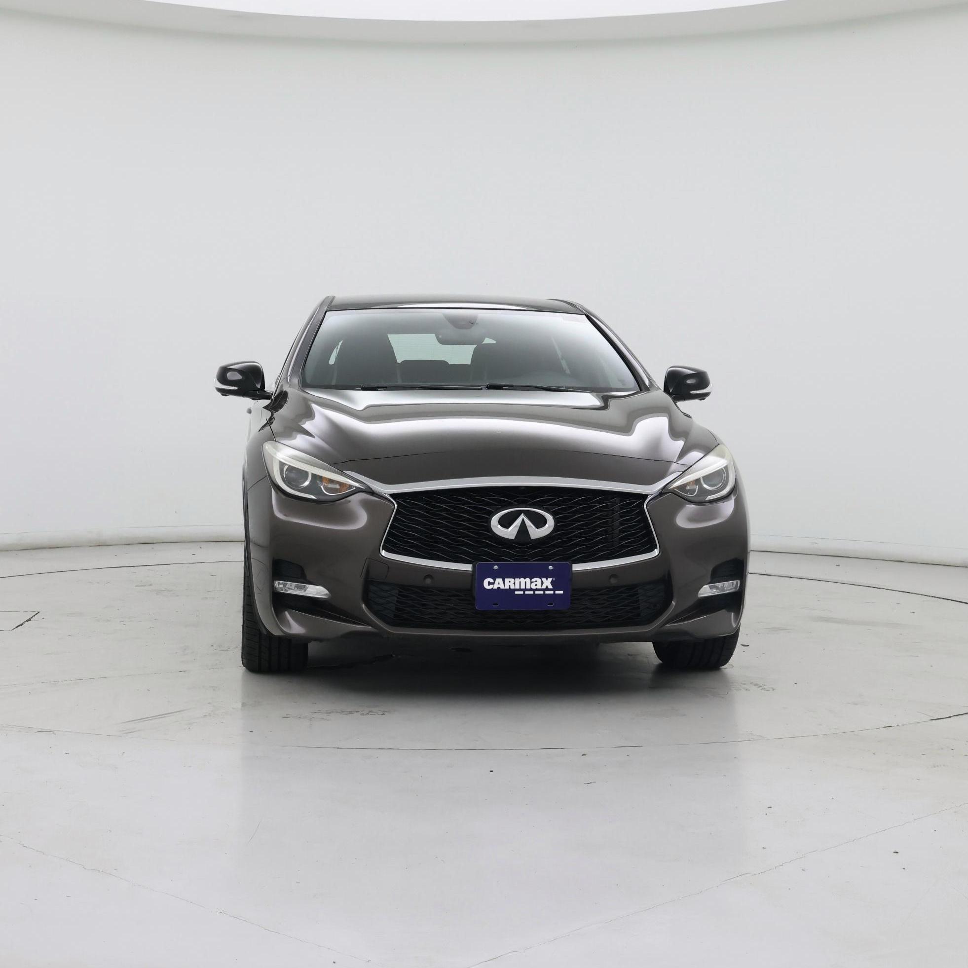 Thumbnail: 2017 INFINITI QX30 - 5