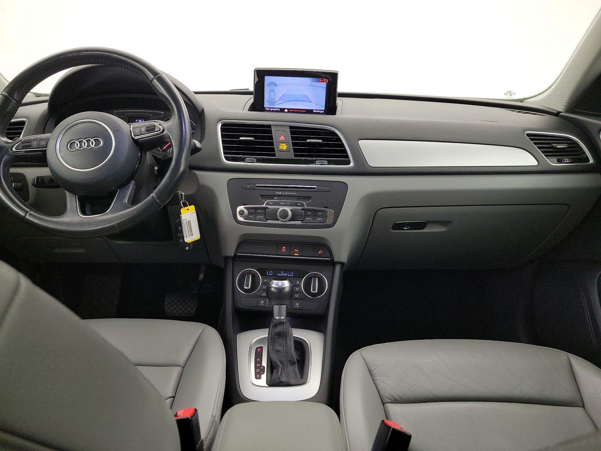 Thumbnail: 2017 Audi Q3 - 9