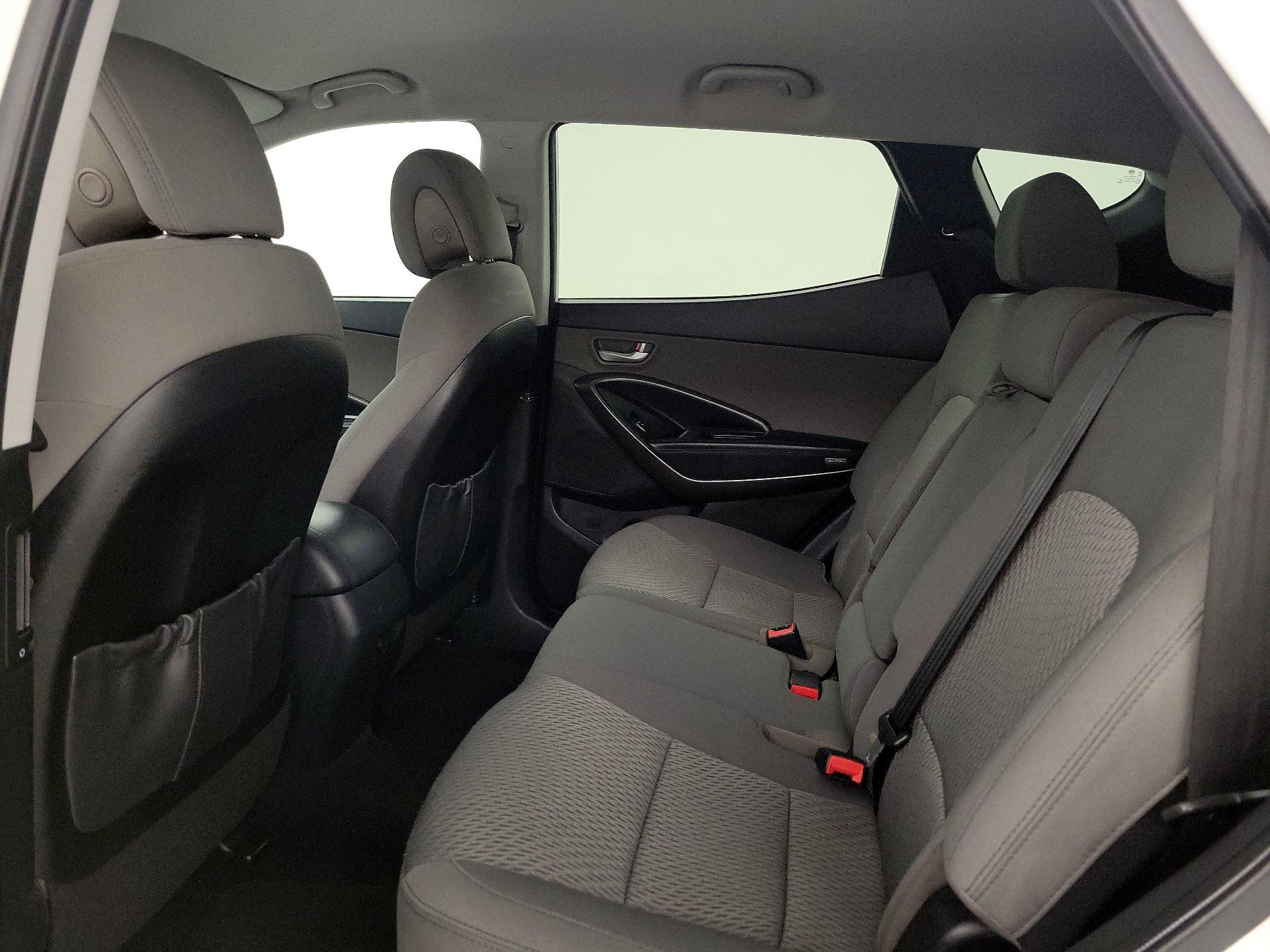 Thumbnail: 2017 Hyundai Santa Fe - 18