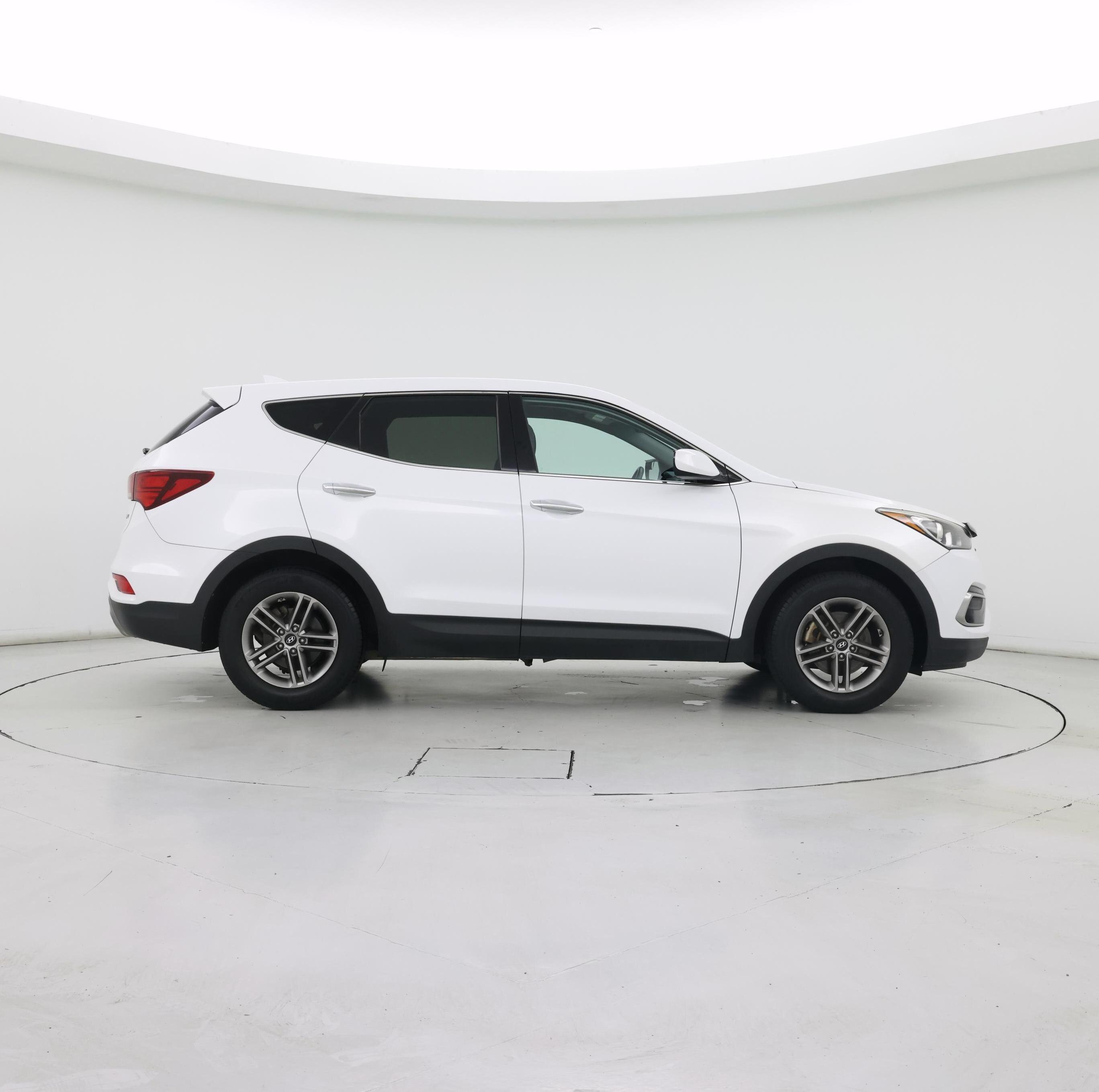 Thumbnail: 2017 Hyundai Santa Fe - 7