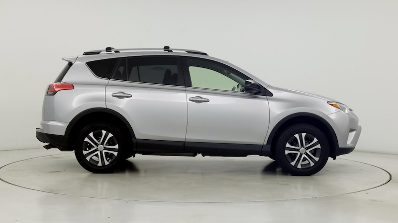 2018 Toyota RAV4 LE 7