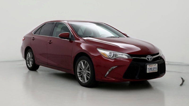 2016 Toyota Camry SE Hero Image