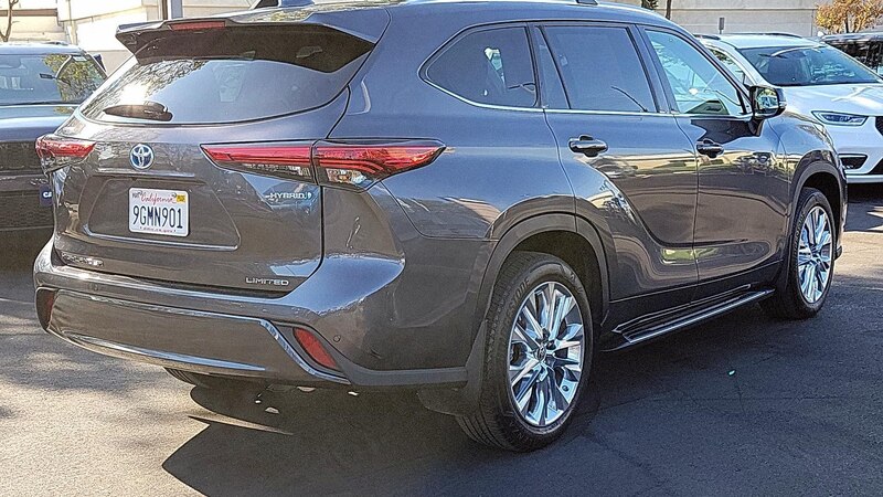 2023 Toyota Highlander Limited 5