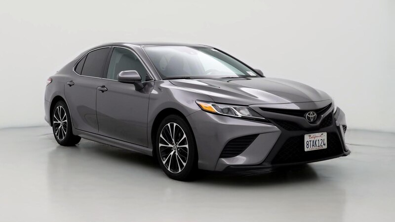 2020 Toyota Camry SE Hero Image