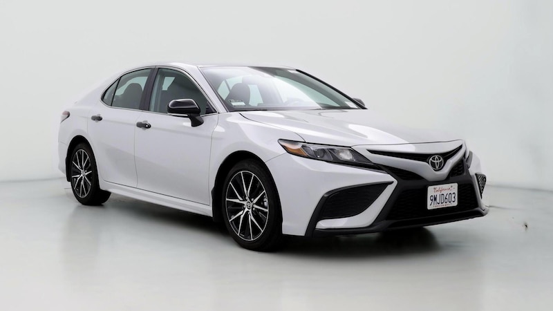 2024 Toyota Camry SE Hero Image