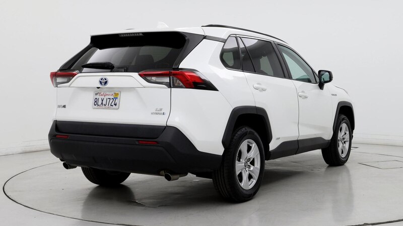 2019 Toyota RAV4 LE 8