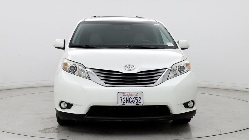 2016 Toyota Sienna XLE 5