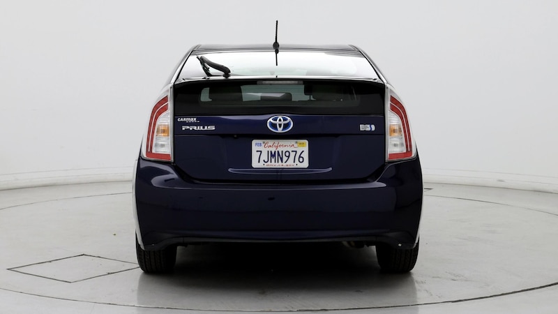 2015 Toyota Prius Two 6