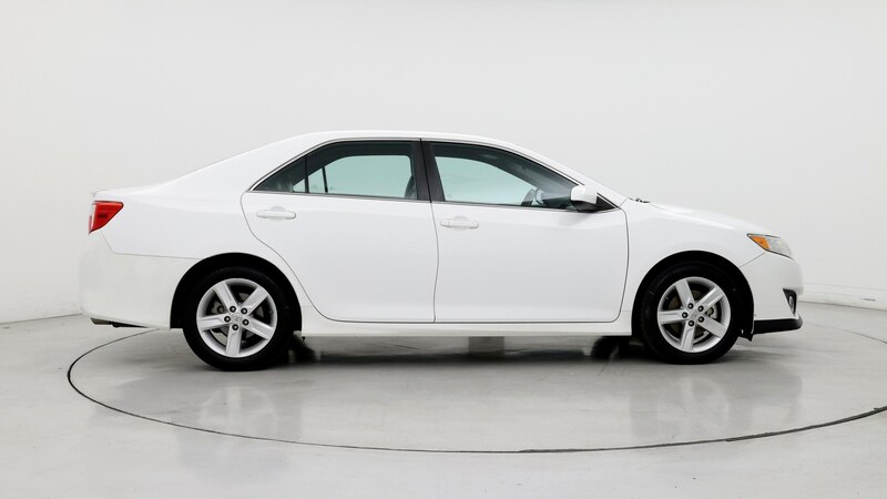 2014 Toyota Camry SE 7