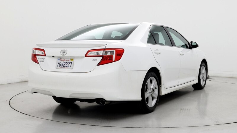 2014 Toyota Camry SE 8