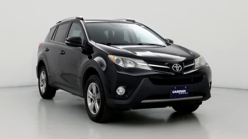 2015 Toyota RAV4 XLE Hero Image