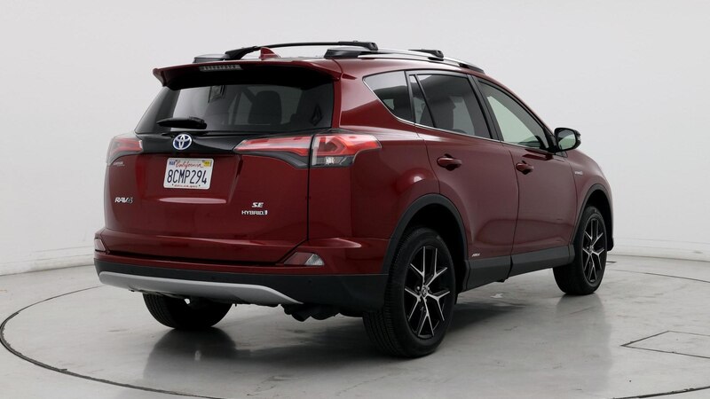 2018 Toyota RAV4 SE 8