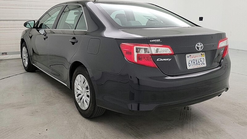 2013 Toyota Camry LE 7