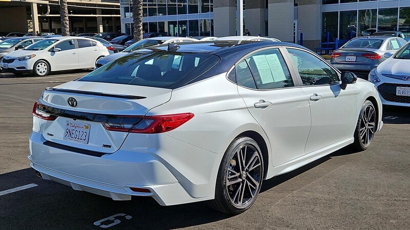 2025 Toyota Camry XSE 5