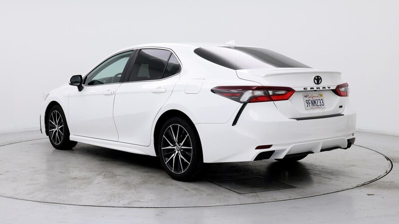 2023 Toyota Camry SE 2