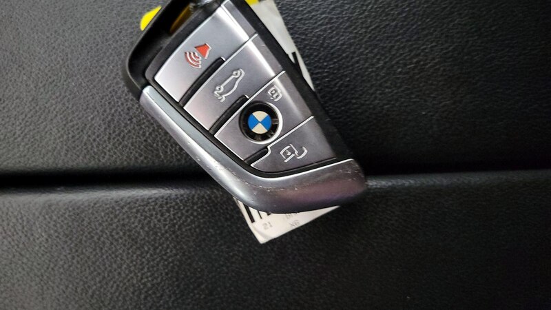 2021 BMW X6 sDrive40i 24