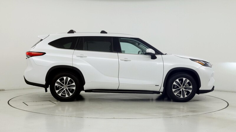 2022 Toyota Highlander XLE 7