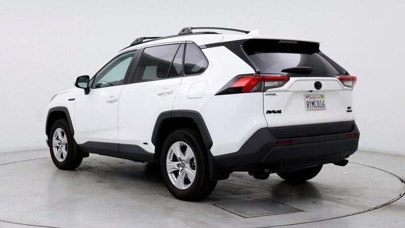 2021 Toyota RAV4 XLE 2