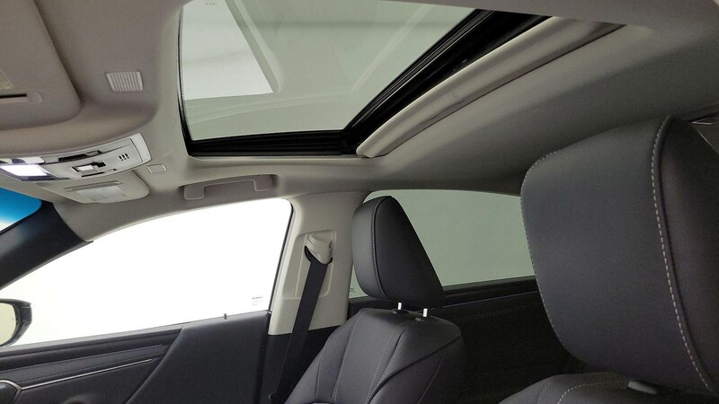 2024 Lexus ES Hybrid 300h Luxury 18
