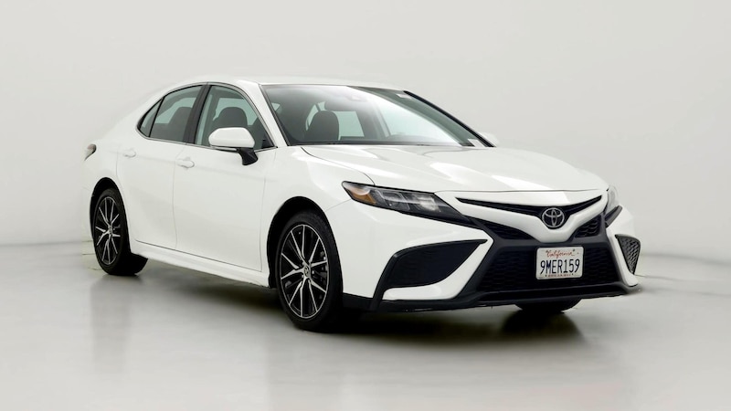 2024 Toyota Camry SE Hero Image