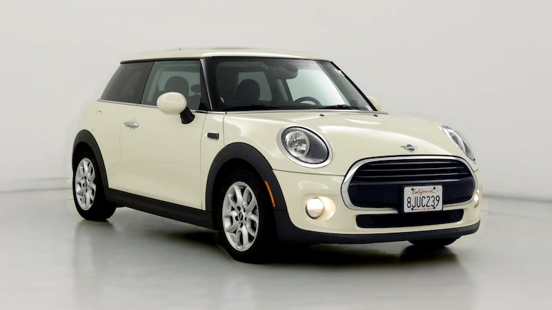 2019 MINI Cooper Hardtop  Hero Image