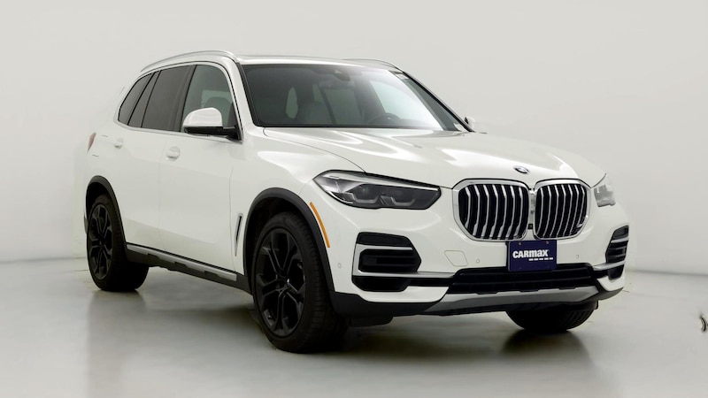 2022 BMW X5 sDrive40i Hero Image