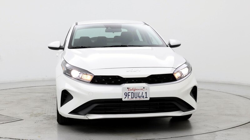 2023 Kia Forte LXS 5