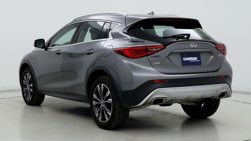 2018 INFINITI QX30 Luxe 2