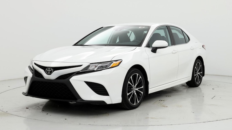 2020 Toyota Camry SE 4