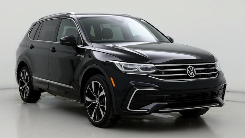 2022 Volkswagen Tiguan SE R-Line Hero Image