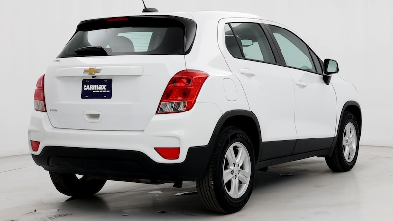 2021 Chevrolet Trax LS 8