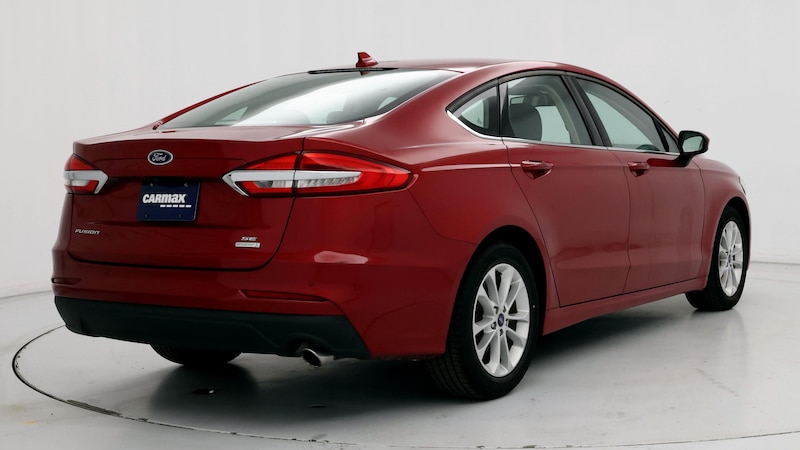 2020 Ford Fusion SE 8