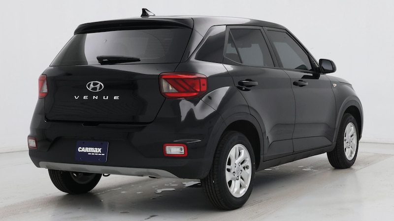 2022 Hyundai Venue SE 8