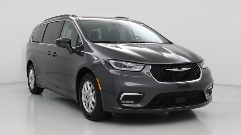 2022 Chrysler Pacifica Touring L Hero Image