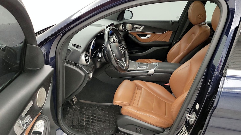 2021 Mercedes-Benz GLC 300 11