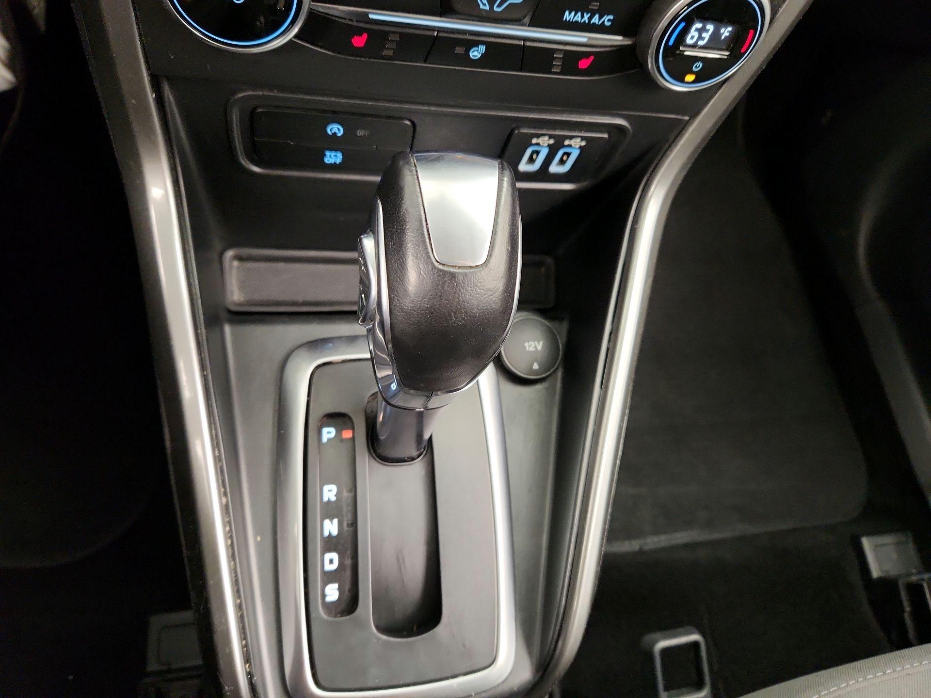Thumbnail: 2018 Ford EcoSport - 17
