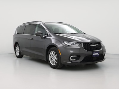 2022 Chrysler Pacifica Touring L -
                Saint Louis, MO